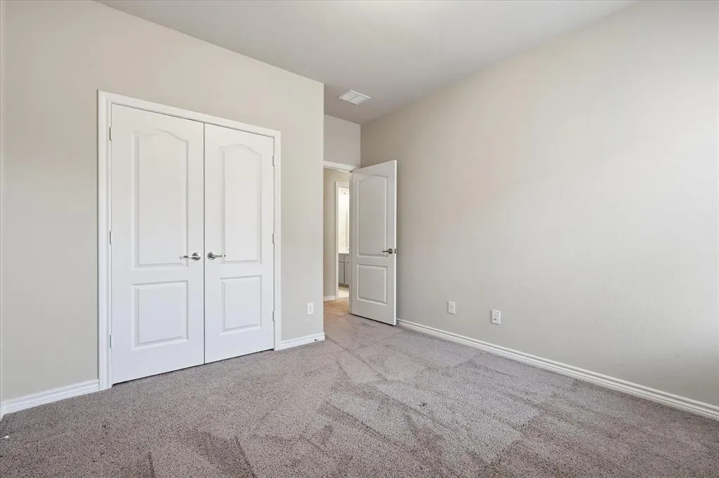 5904 Humber Lane