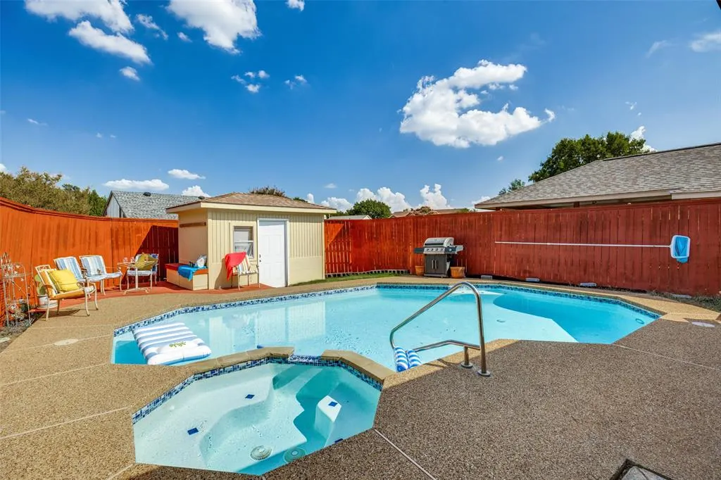 902 N Allen Heights Drive