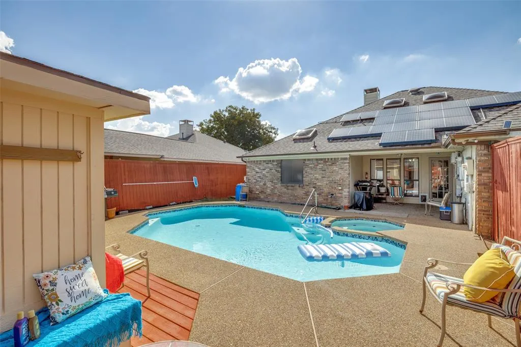 902 N Allen Heights Drive