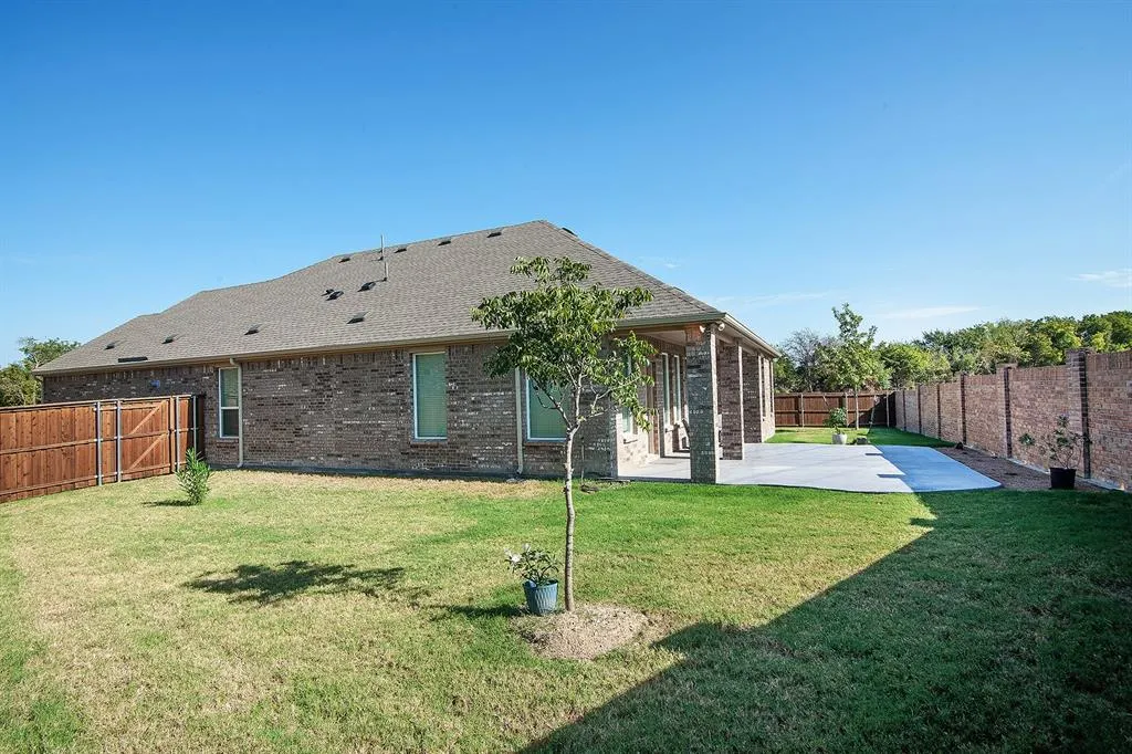 1424 Sandpebble Circle