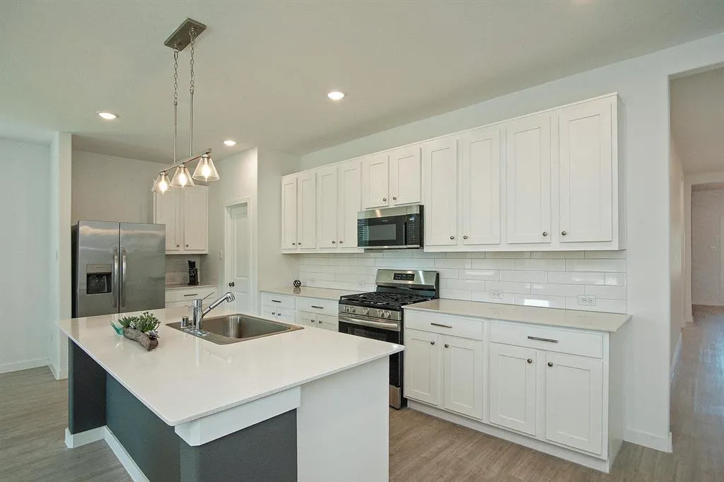 1424 Sandpebble Circle