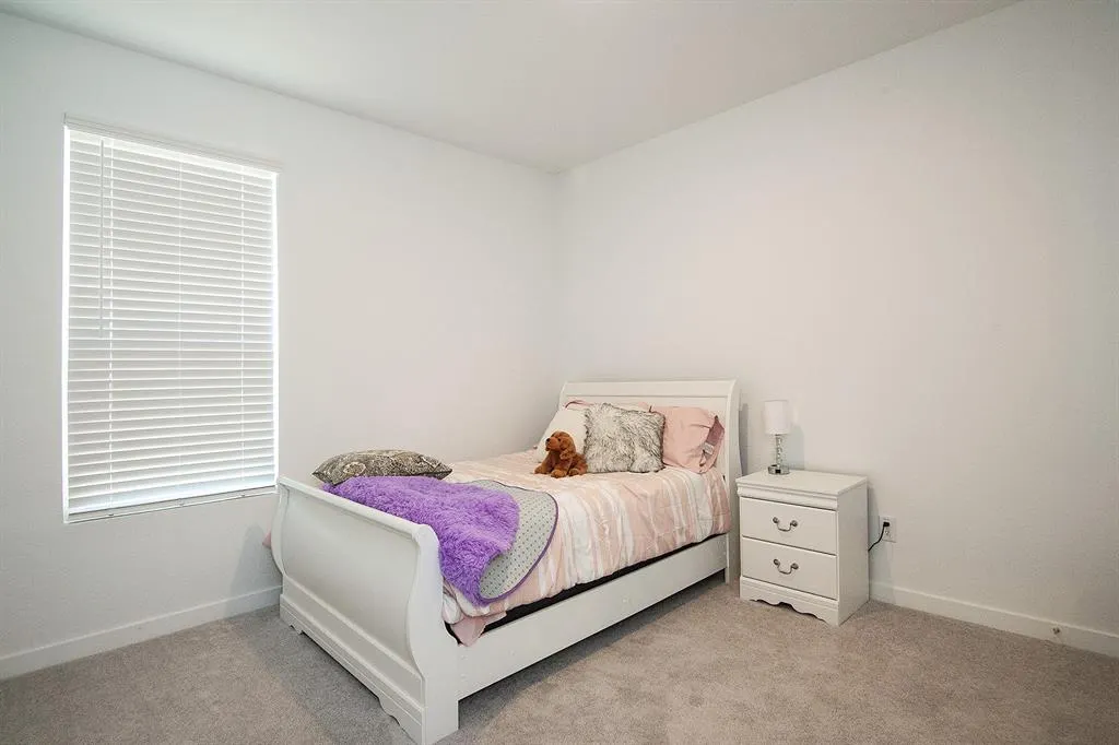 1424 Sandpebble Circle