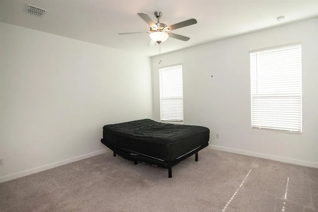 1424 Sandpebble Circle