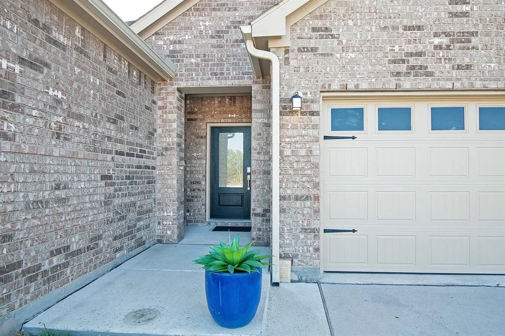 1424 Sandpebble Circle