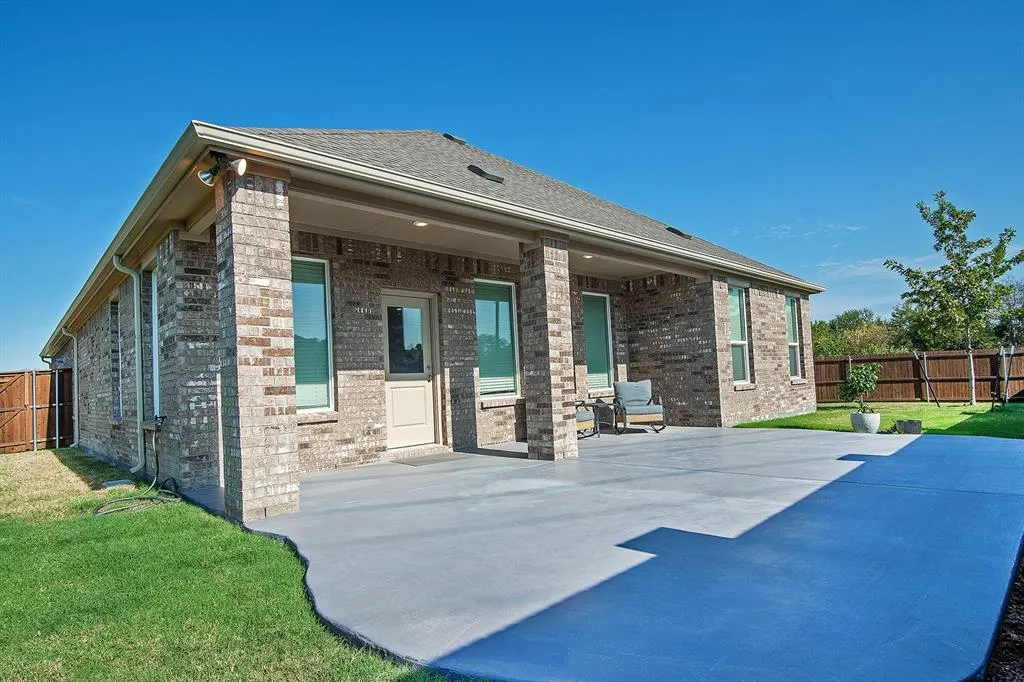 1424 Sandpebble Circle