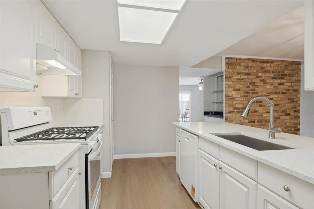 1107 Elk Grove Drive