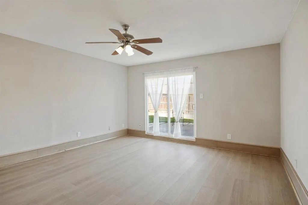 1107 Elk Grove Drive