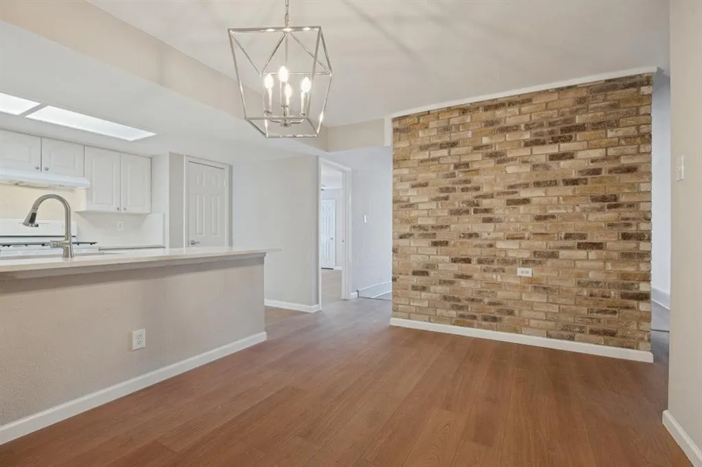1107 Elk Grove Drive