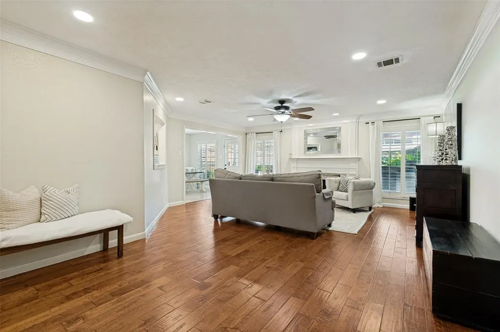1803 Weanne Drive