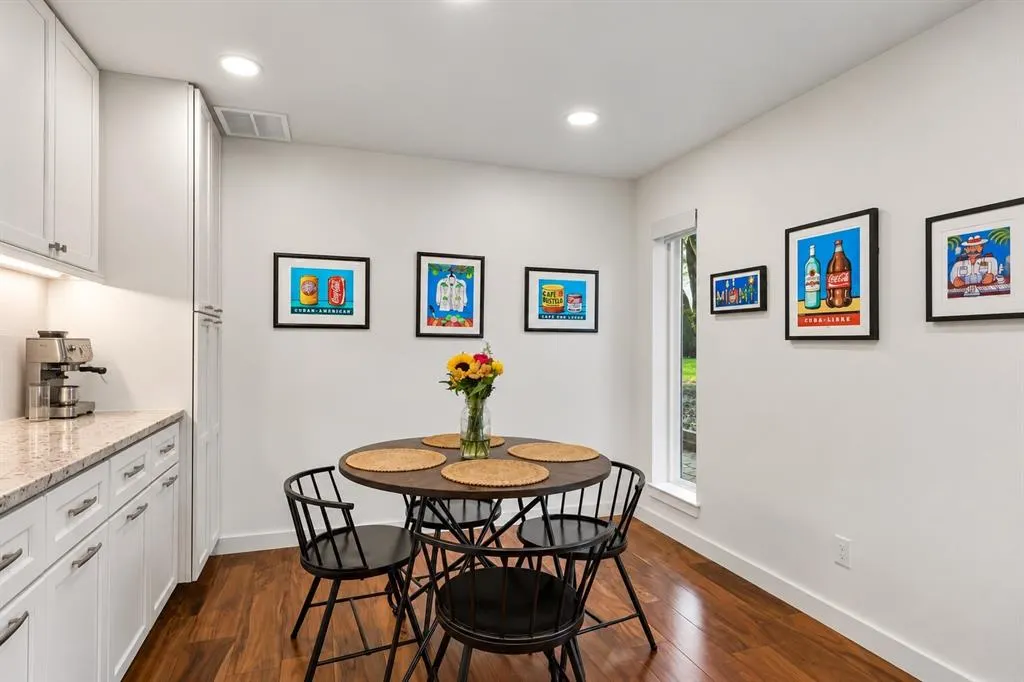 412 Ridgewood Drive