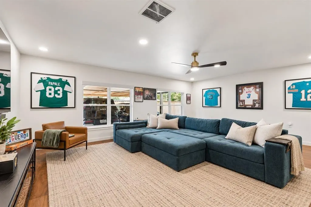 412 Ridgewood Drive