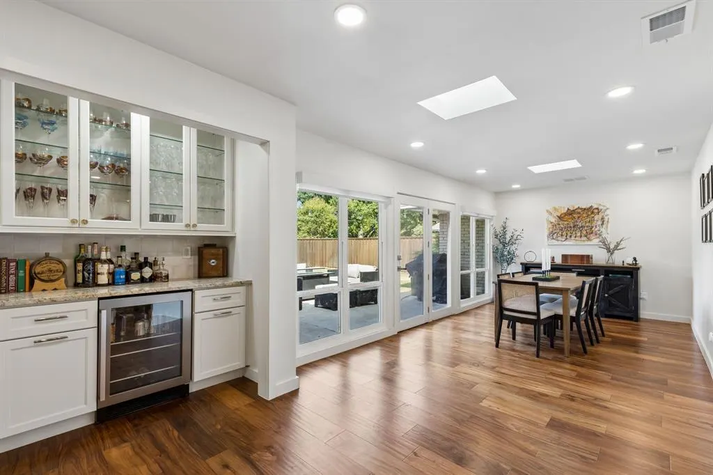 412 Ridgewood Drive