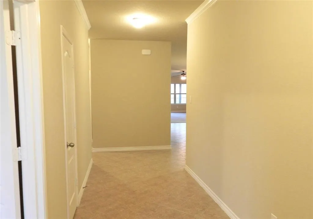 2400 Jonathan Creek Drive
