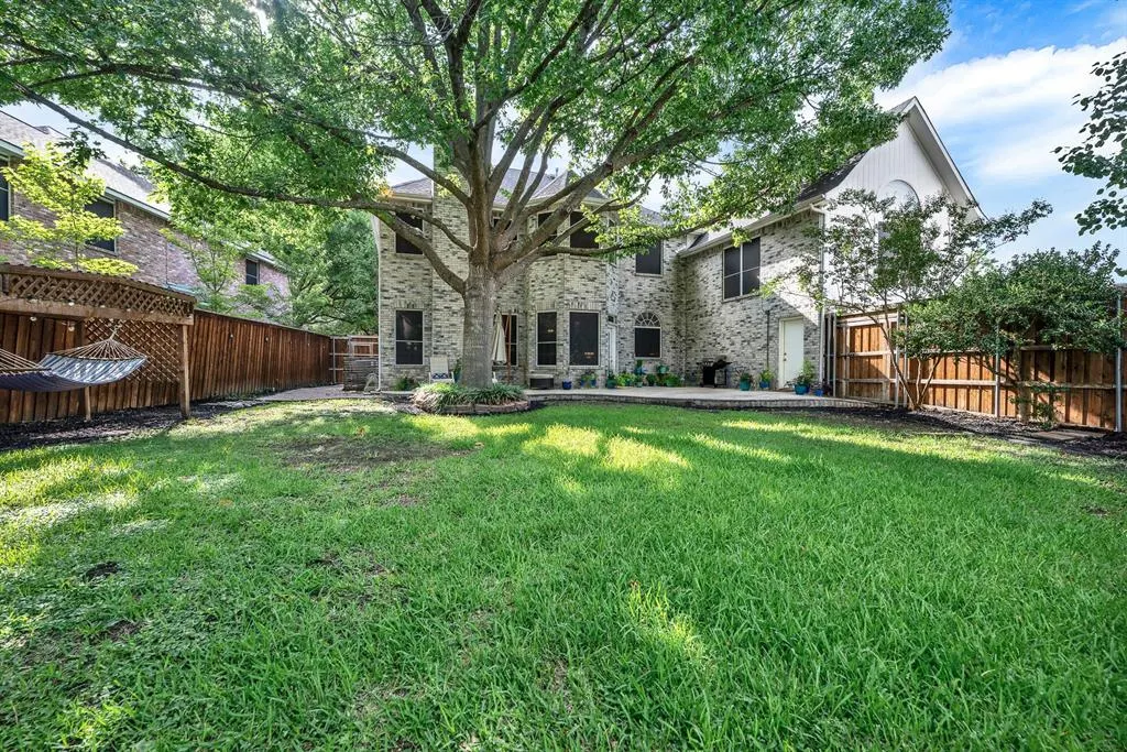 3303 Stonehenge Drive