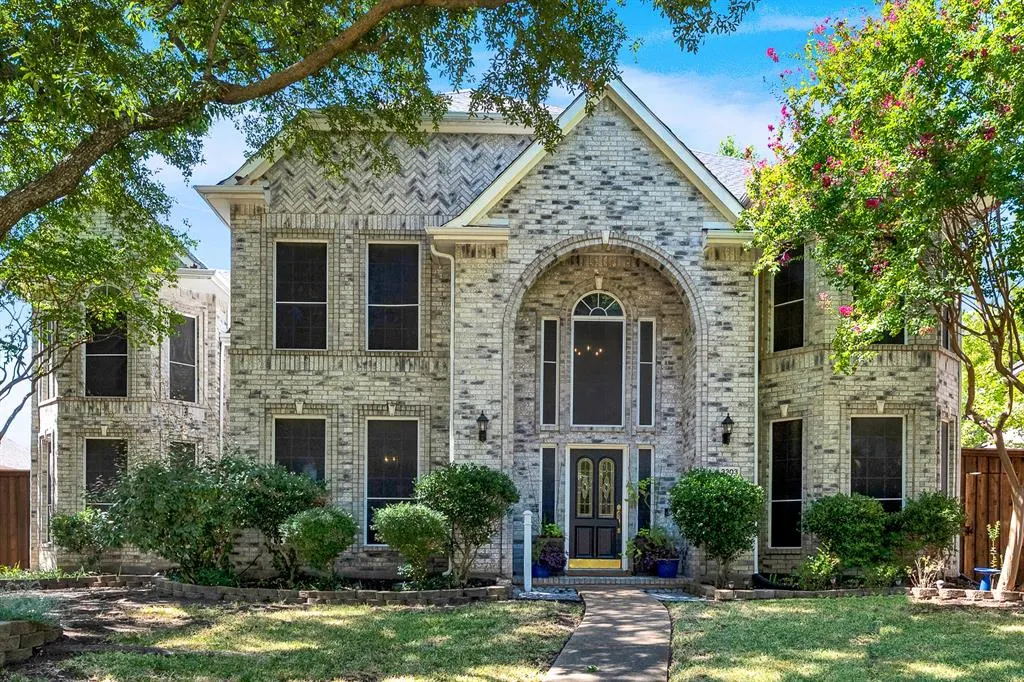 3303 Stonehenge Drive