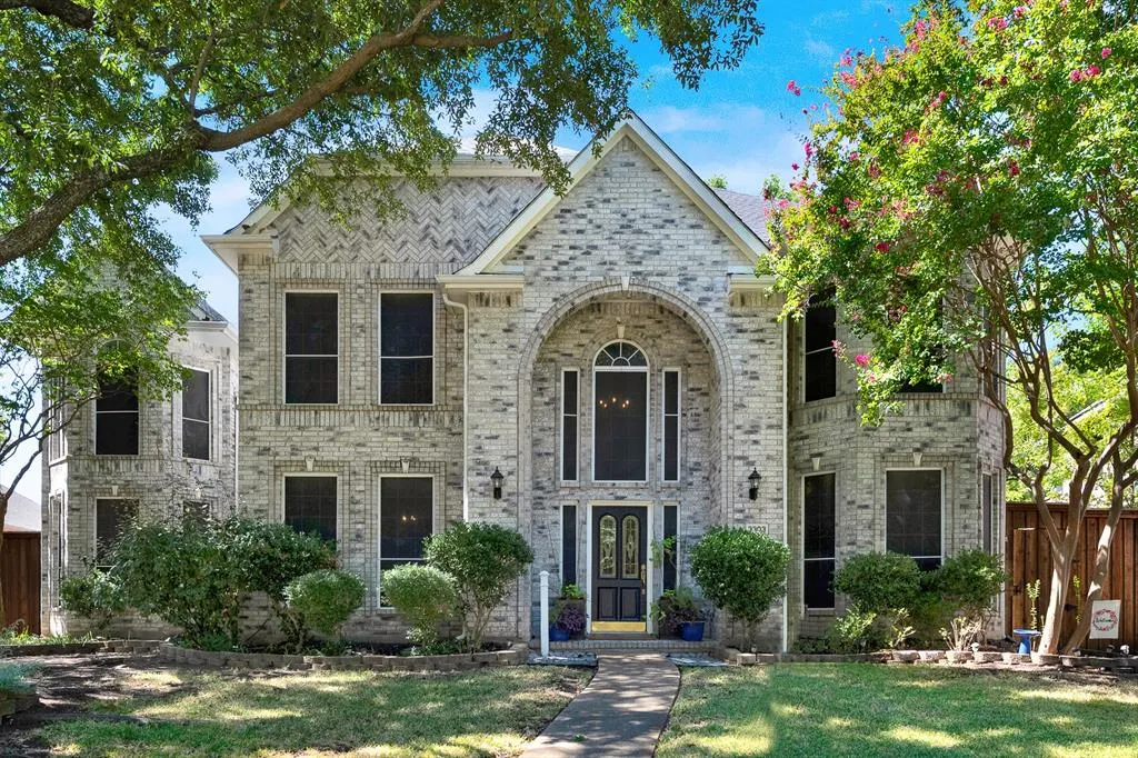 3303 Stonehenge Drive