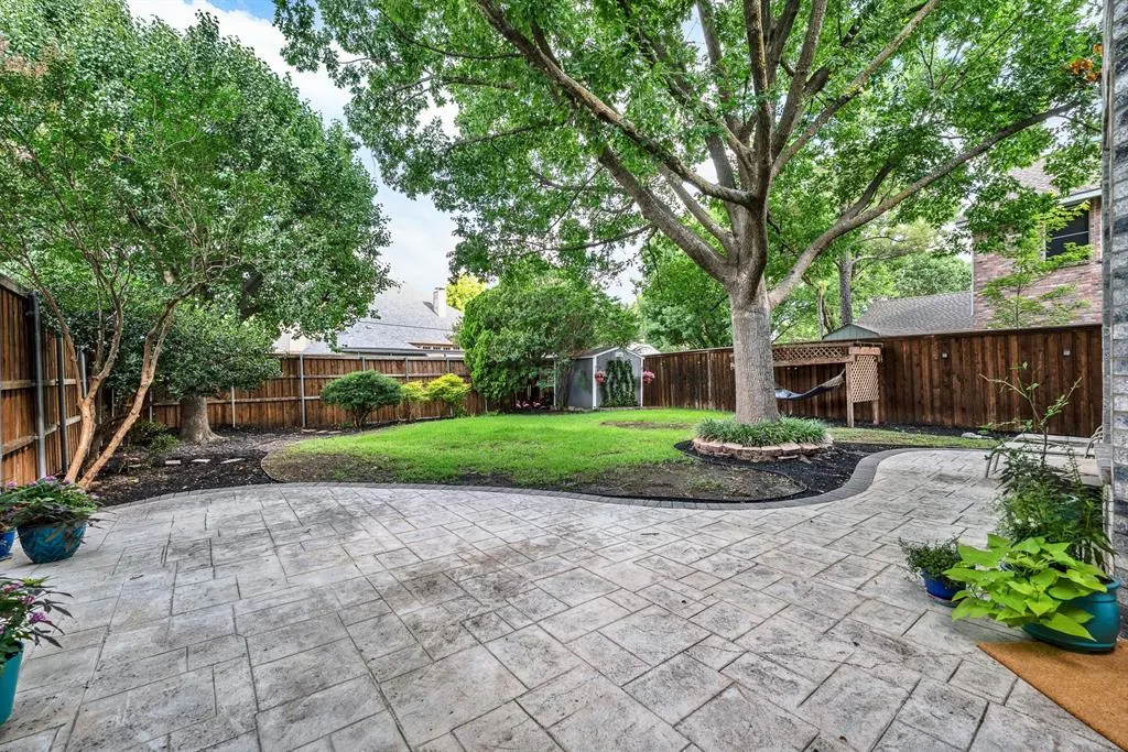3303 Stonehenge Drive
