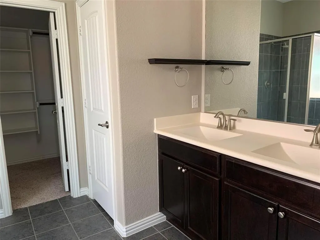 15909 Crosslake Court