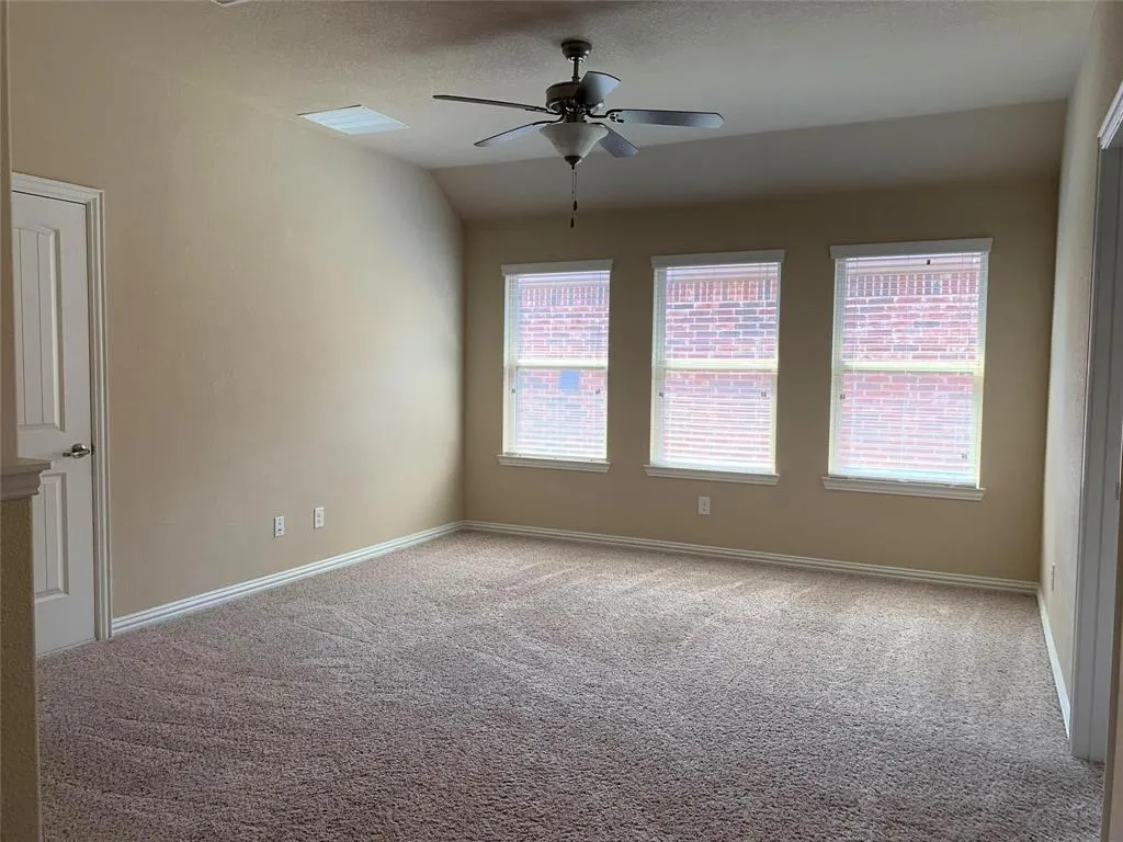 15909 Crosslake Court