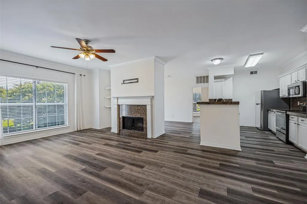 2524 Preston Road #206