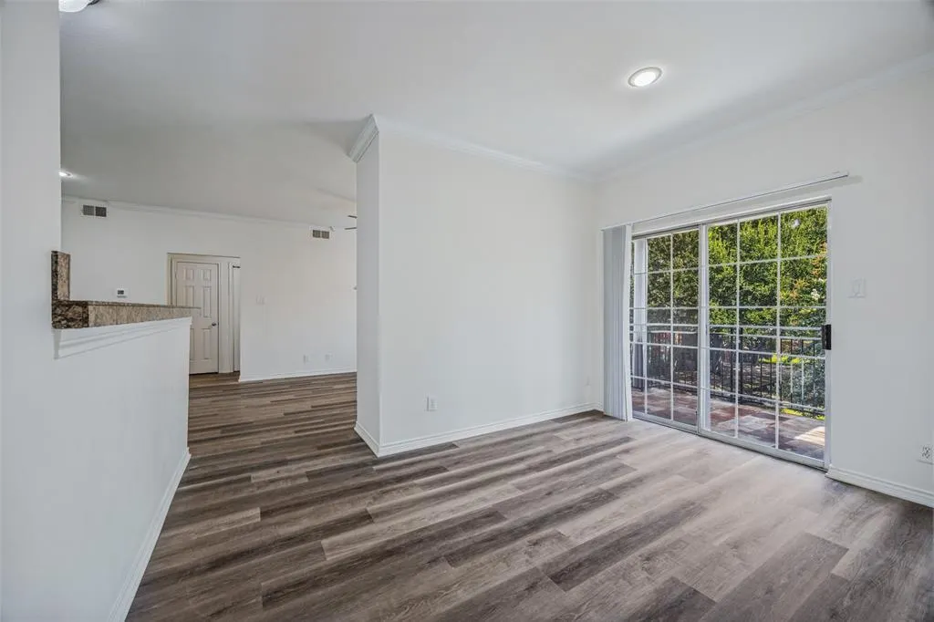 2524 Preston Road #206