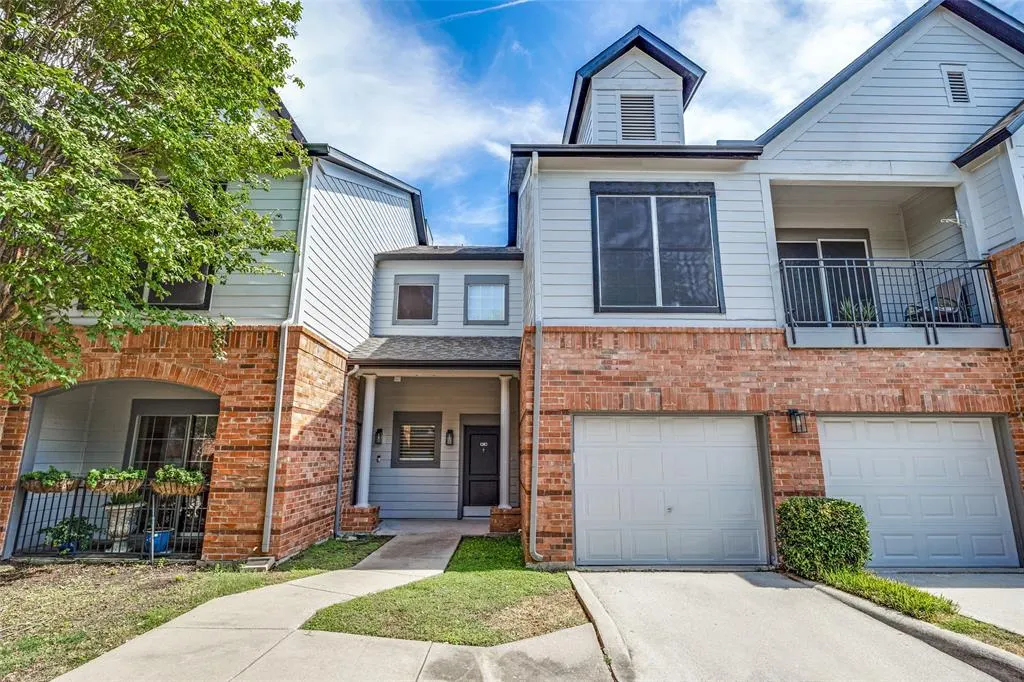2524 Preston Road #206