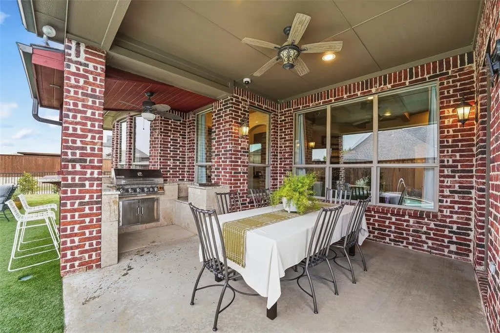 1141 Packsaddle Trail