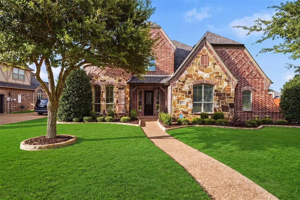 1141 Packsaddle Trail