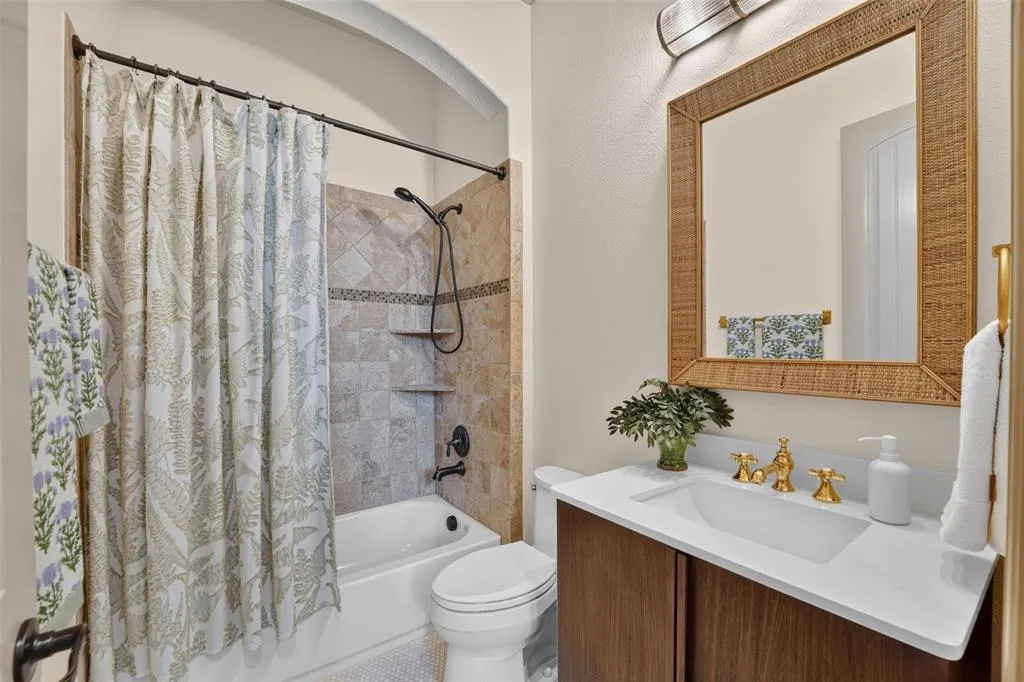 1141 Packsaddle Trail
