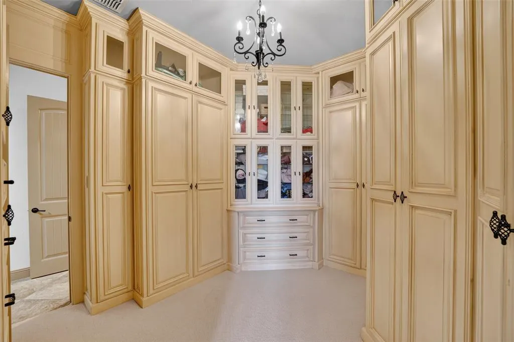 1141 Packsaddle Trail