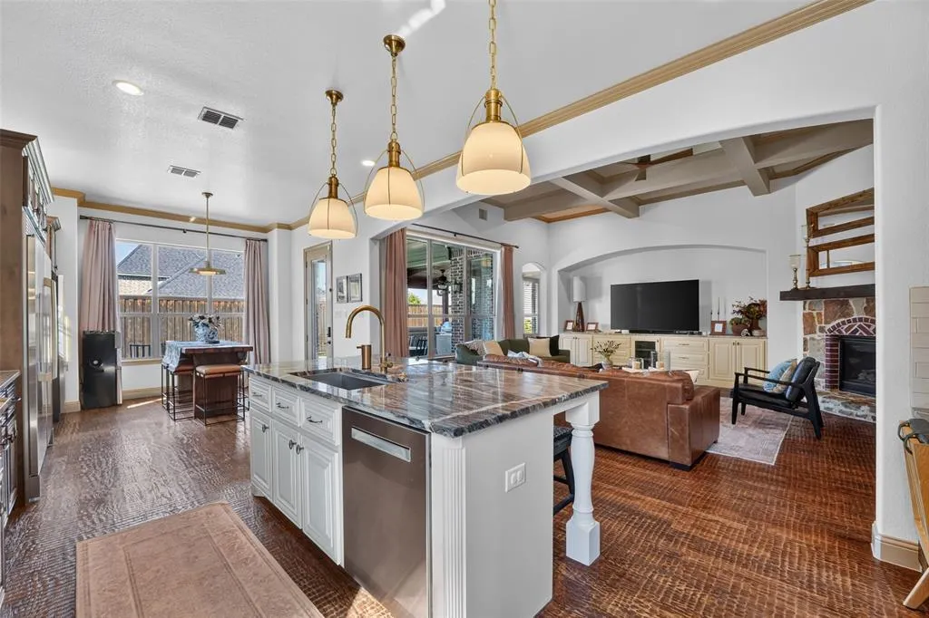 1141 Packsaddle Trail