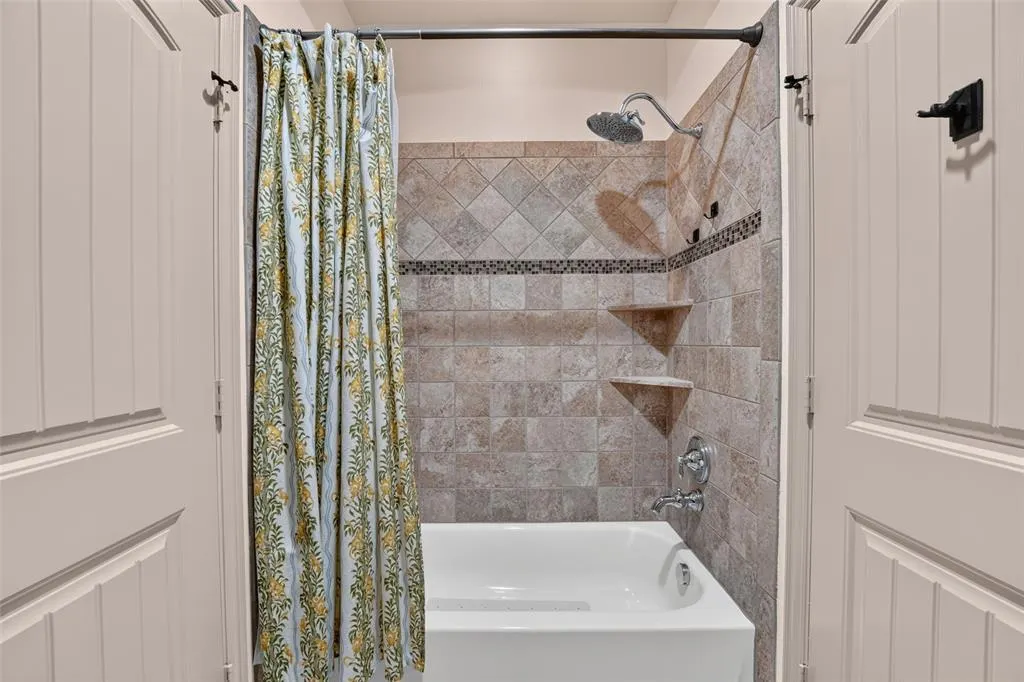 1141 Packsaddle Trail