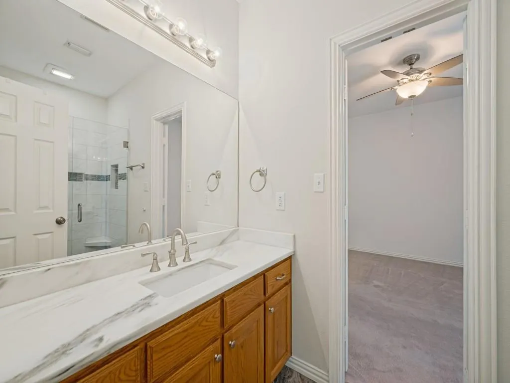5600 Bridle Path
