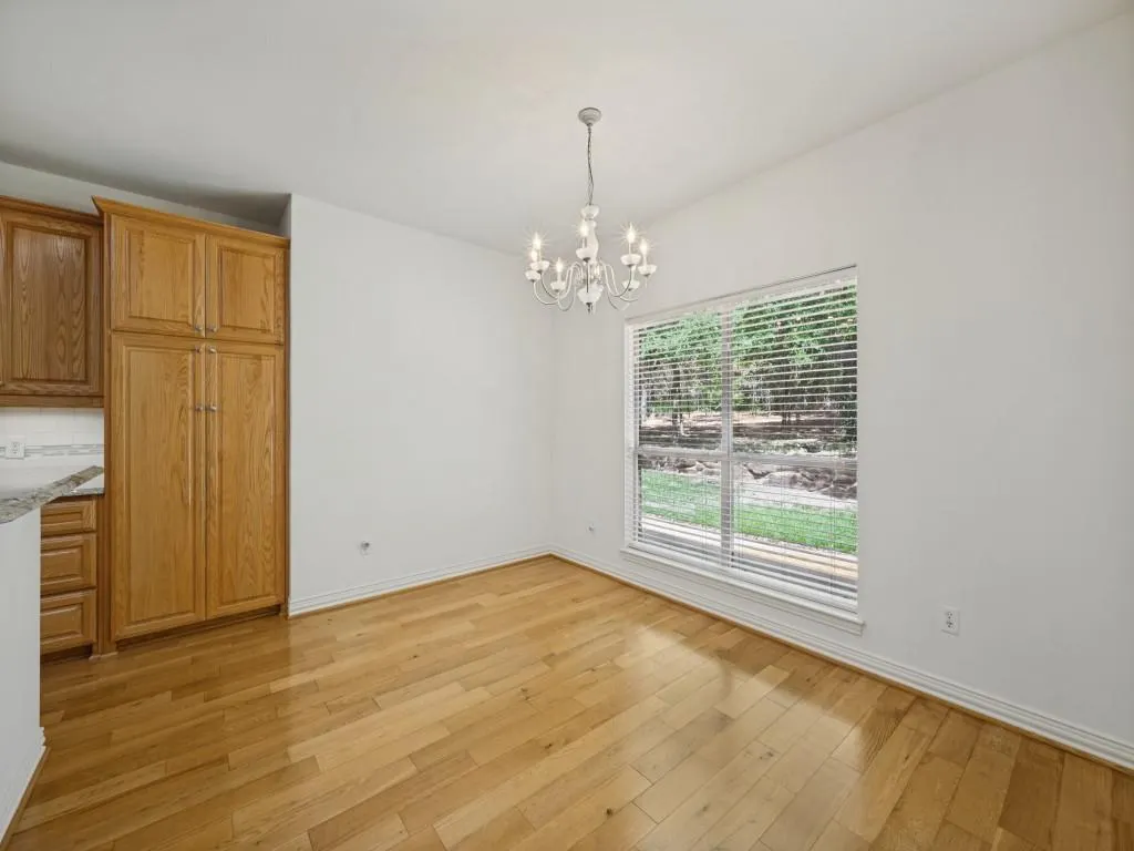 5600 Bridle Path