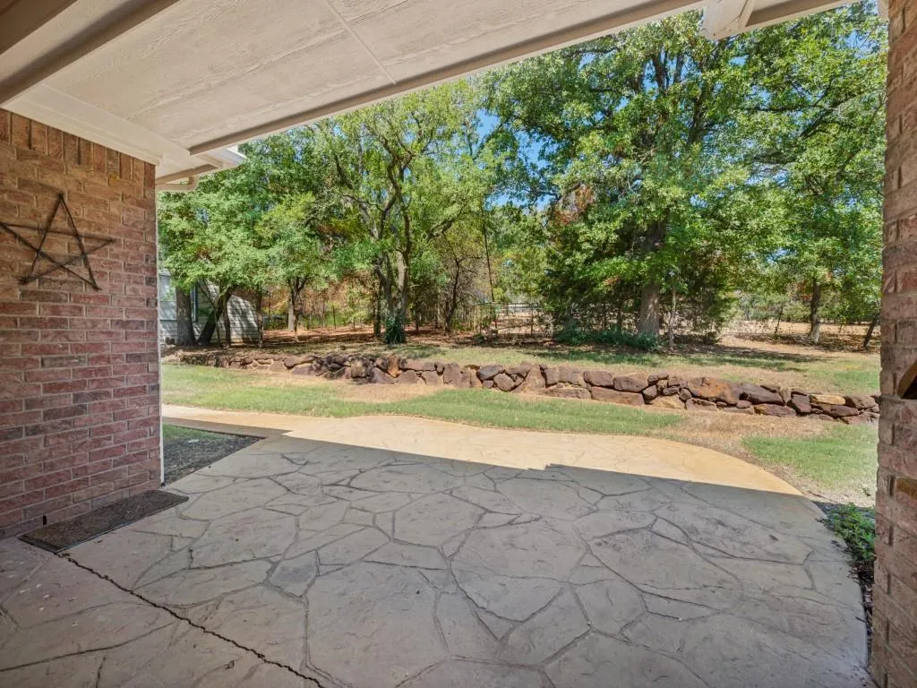 5600 Bridle Path