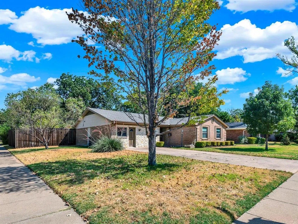 1338 Belaire Drive