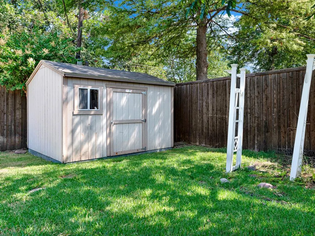 1338 Belaire Drive