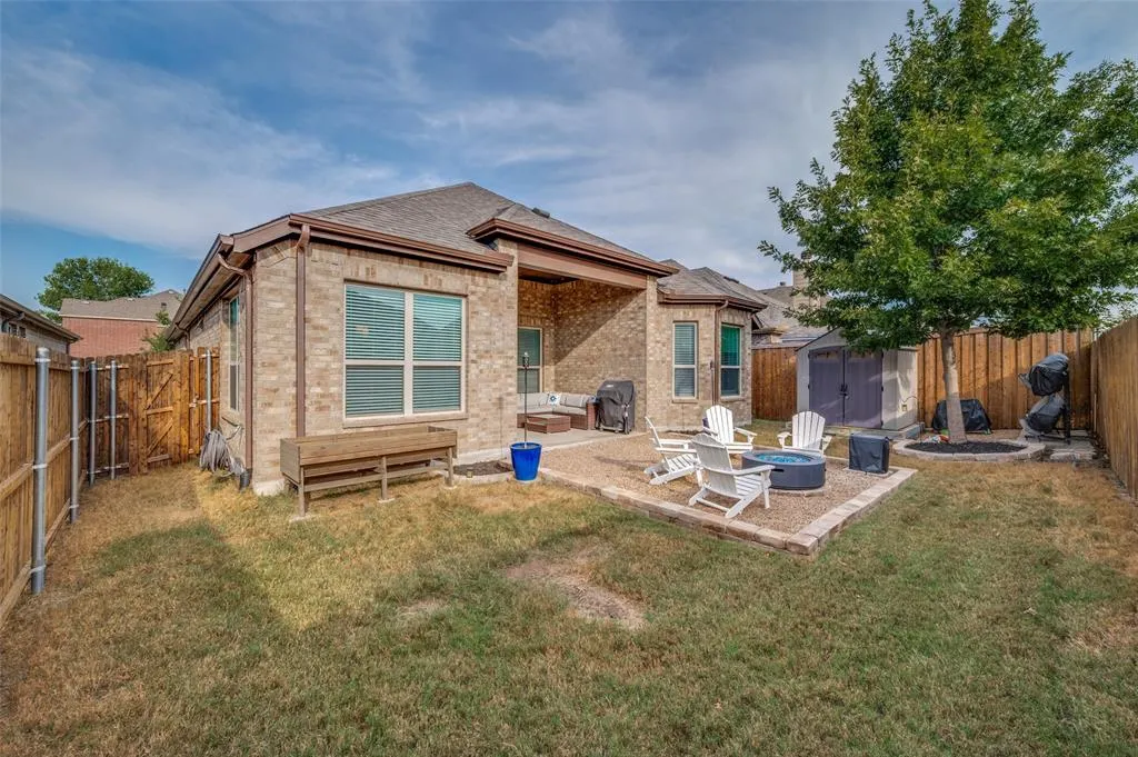 2113 Lake Moss Lane