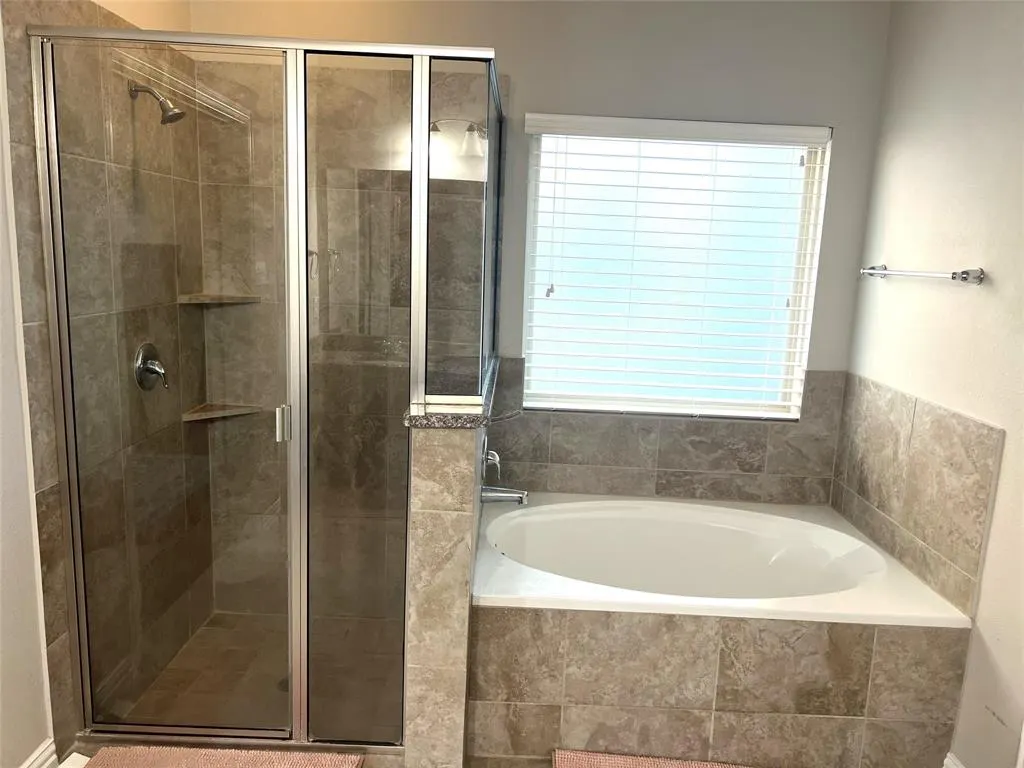 2649 Shadow Glen Drive