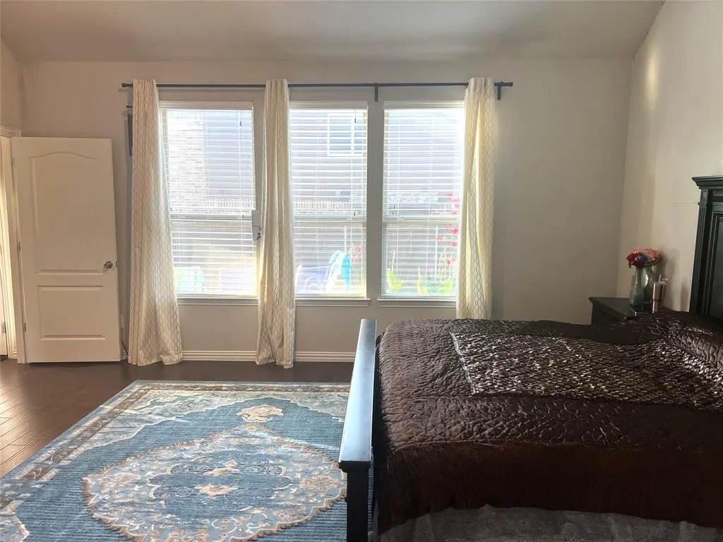 2649 Shadow Glen Drive
