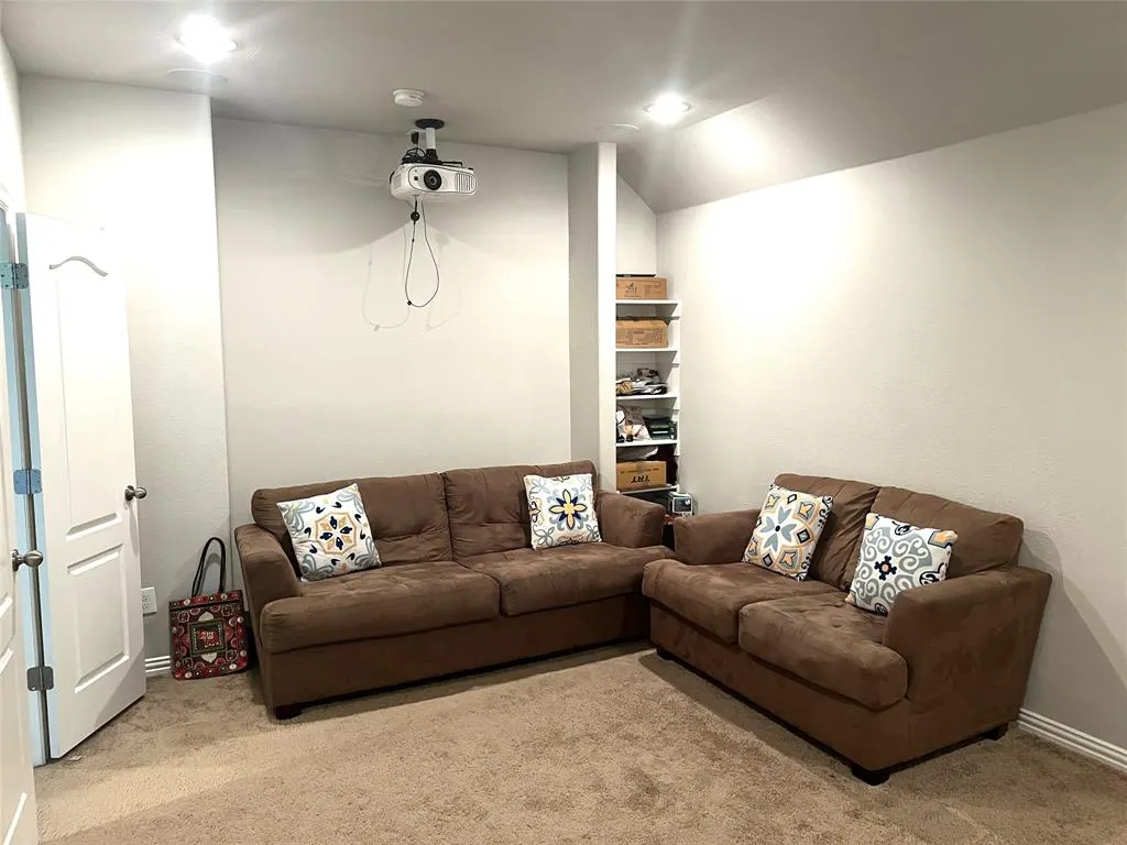 2649 Shadow Glen Drive