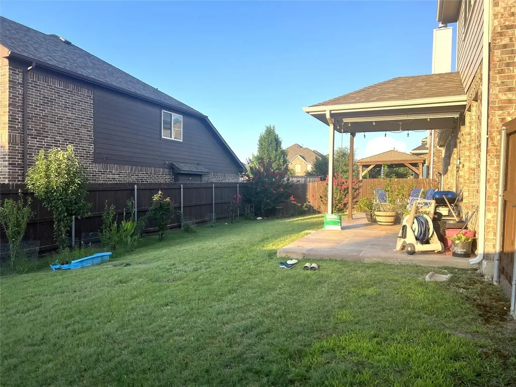 2649 Shadow Glen Drive