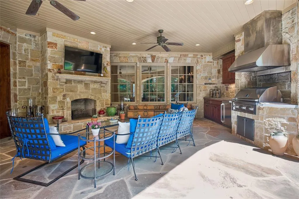 5222 Stonegate Road