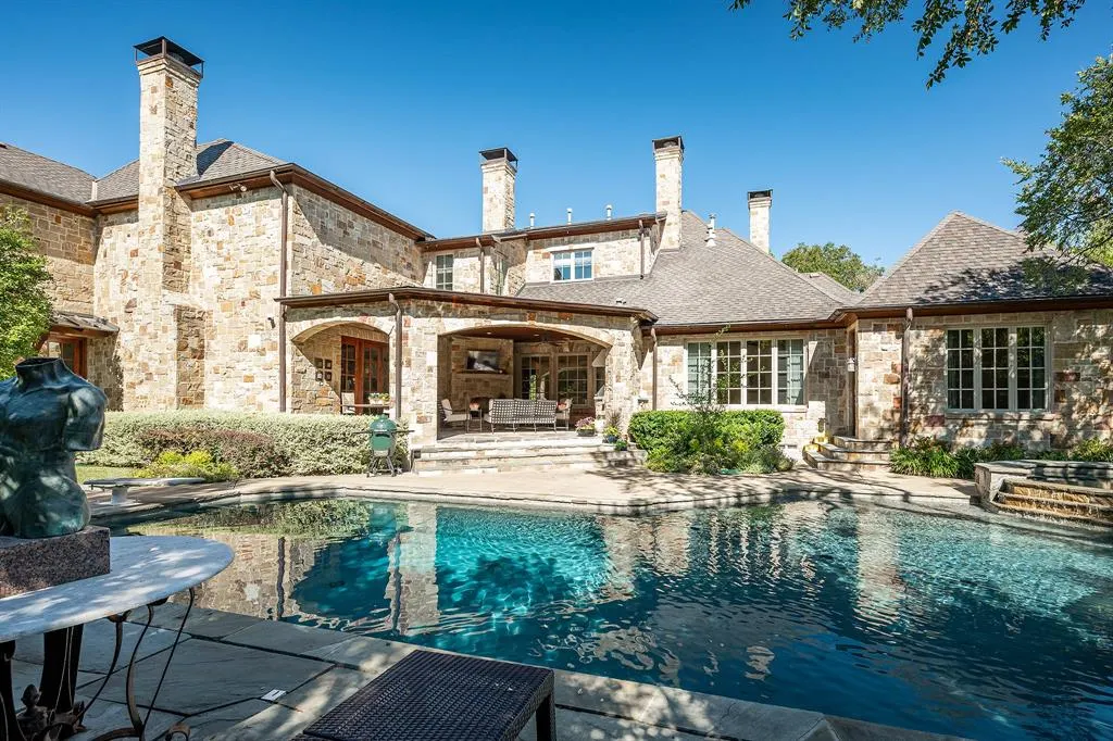 5222 Stonegate Road