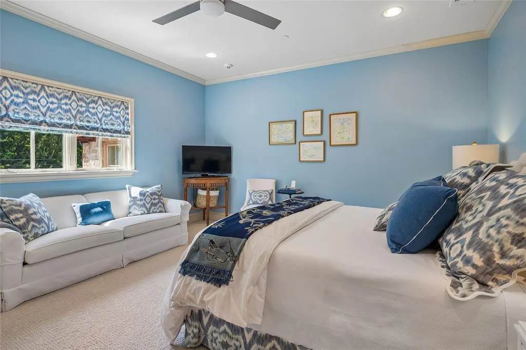 5222 Stonegate Road