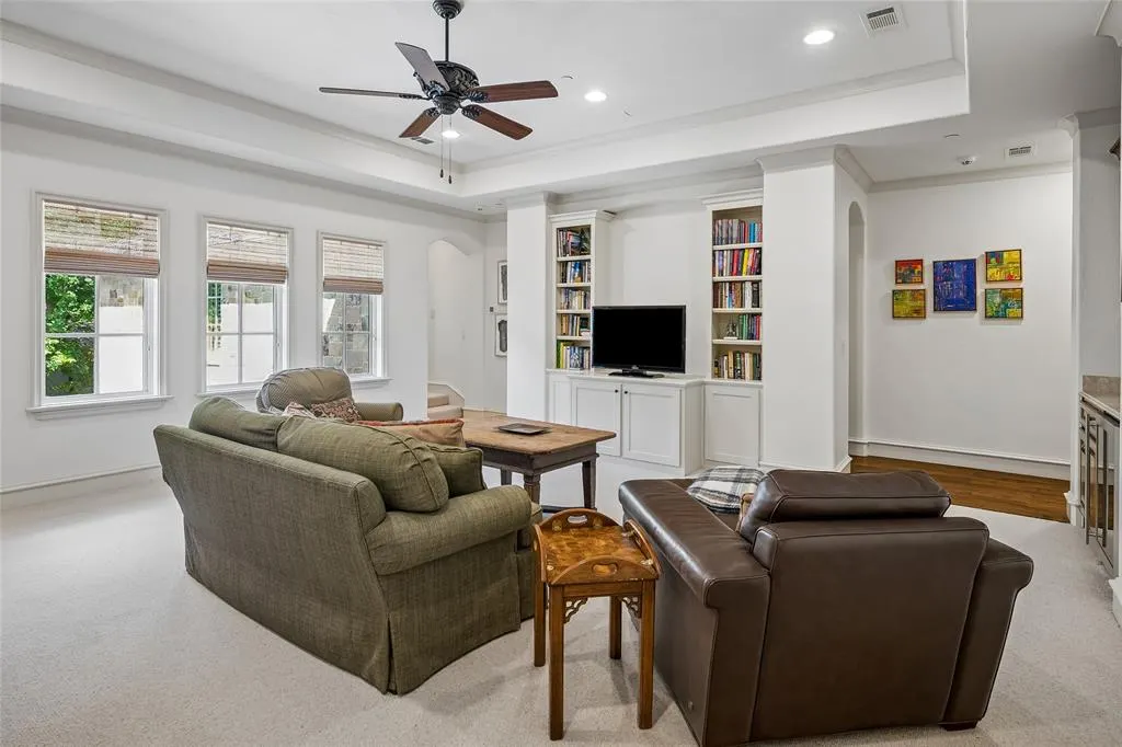 5222 Stonegate Road