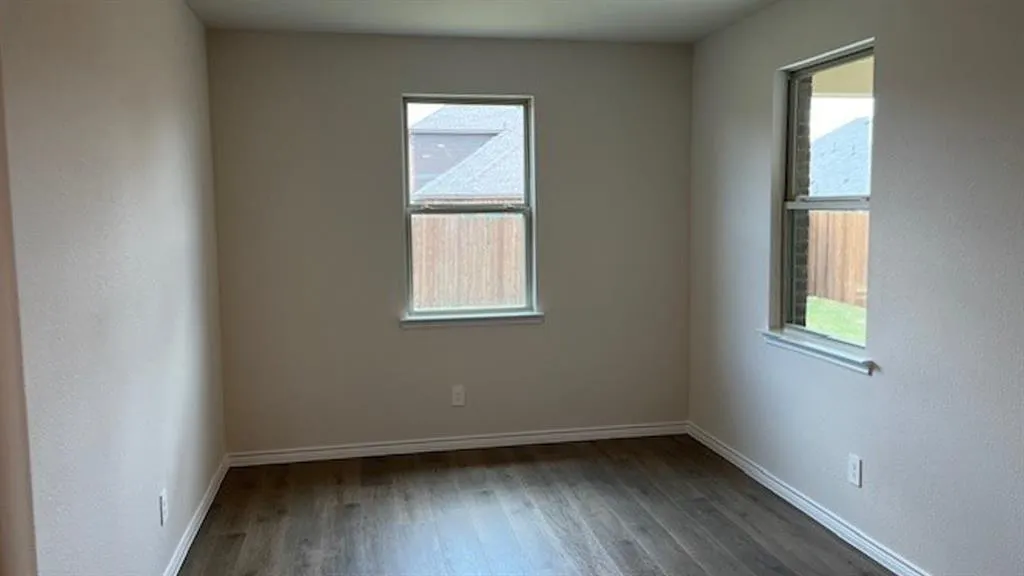 4809 Silver Vein Avenue