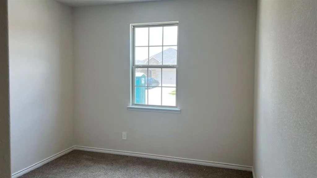 4809 Silver Vein Avenue