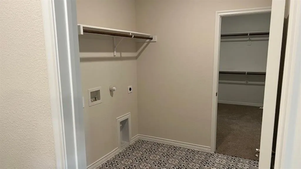 4809 Silver Vein Avenue