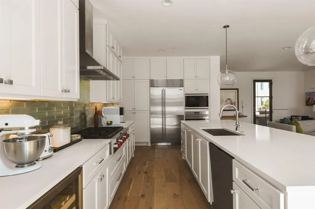 5270 Town And Country Boulevard #112